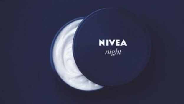 nivea-cold-cream-night-time-visual-metaphor-advertising-symbol